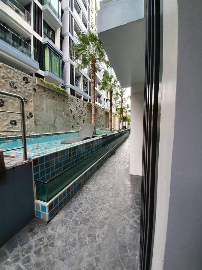 Двух-Комнатная Квартира В Кондоминимуме "Tropikal Garden" Pattaya Esterno foto