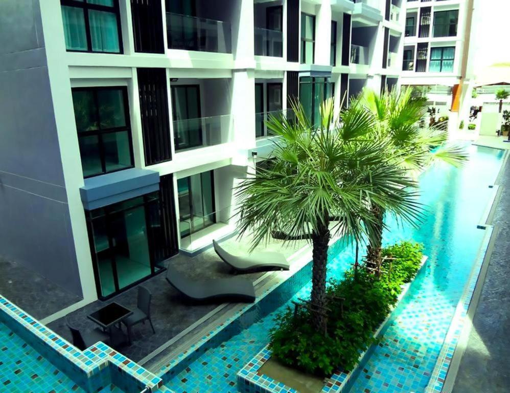 Двух-Комнатная Квартира В Кондоминимуме "Tropikal Garden" Pattaya Esterno foto