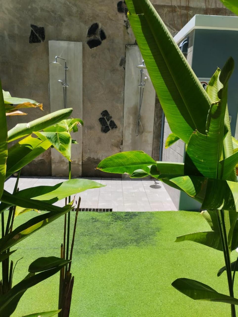 Двух-Комнатная Квартира В Кондоминимуме "Tropikal Garden" Pattaya Esterno foto