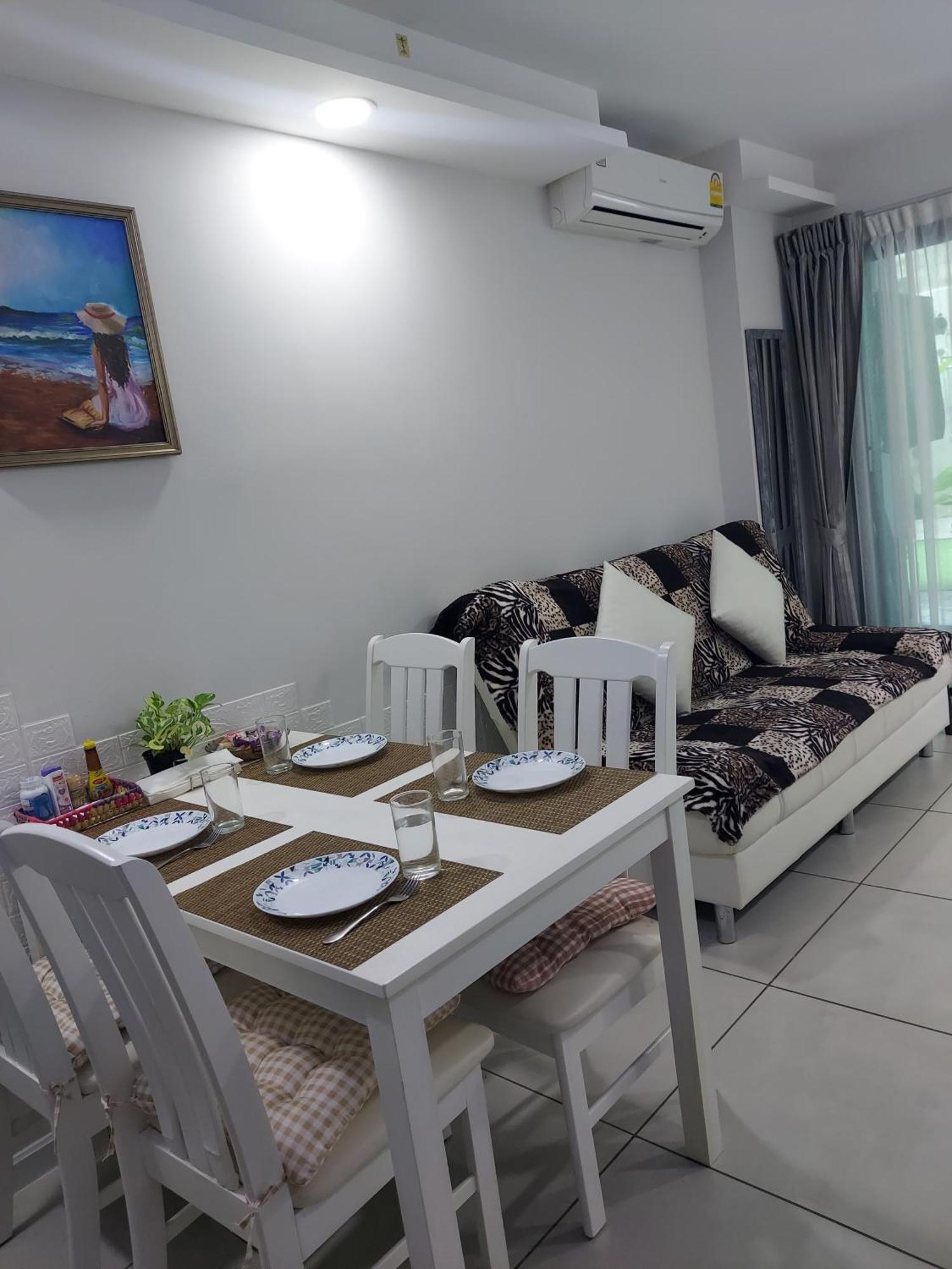 Двух-Комнатная Квартира В Кондоминимуме "Tropikal Garden" Pattaya Esterno foto